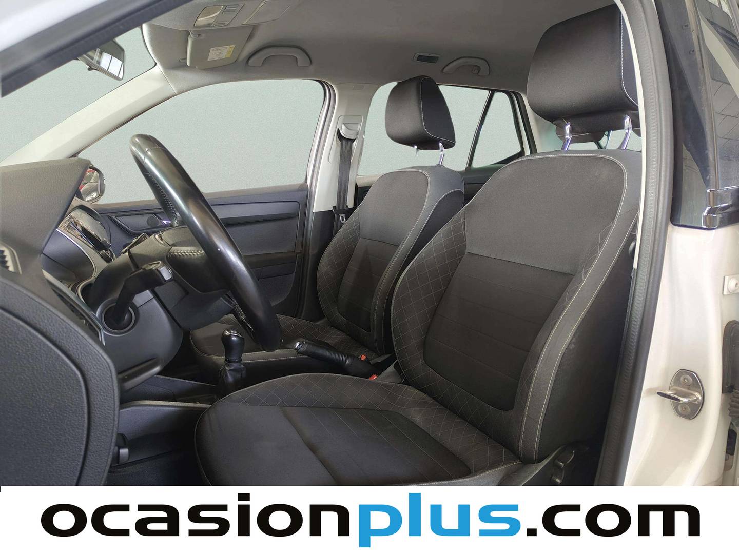 Foto asientos delanteros Skoda Fabia Skoda Fabia 1.0 TSI Ambition (95 CV)