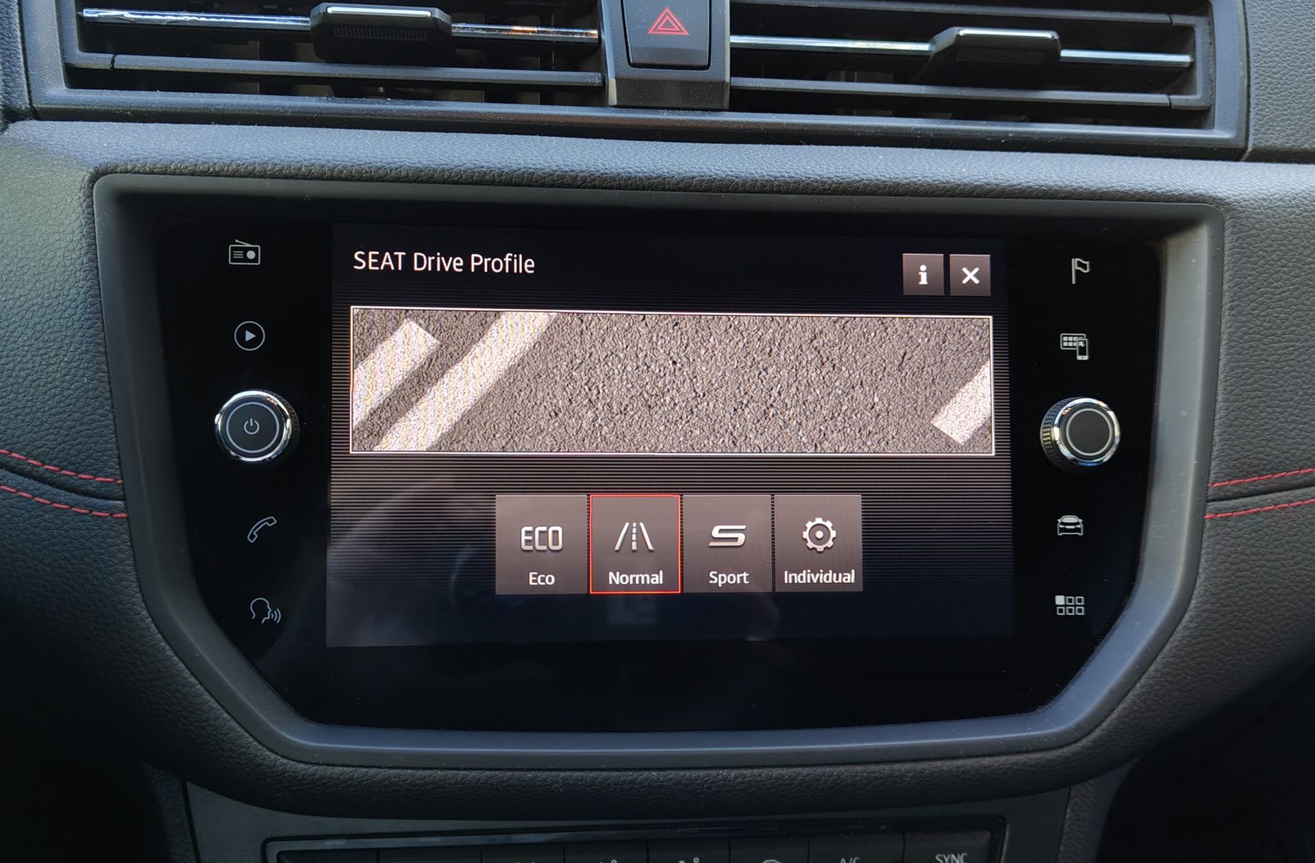 SEAT Arona 1.6 TDI Ecomotive FR - foto 12