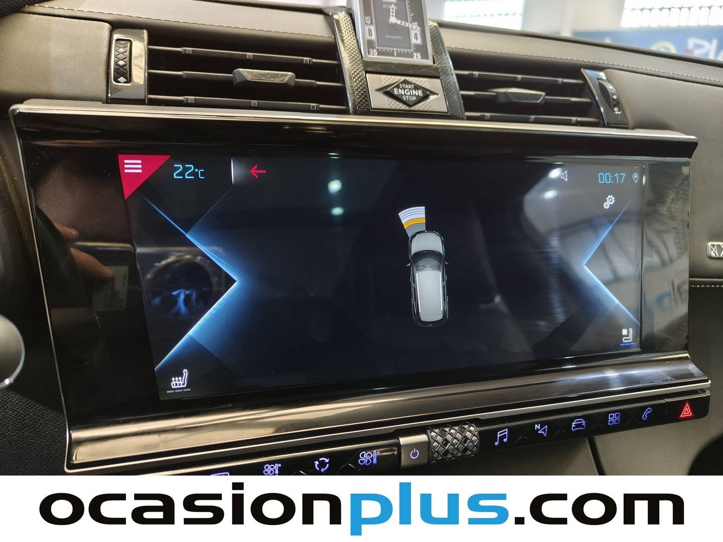 Foto DS DS 7 Crossback DS DS7 Crossback E-Tense 300 Louvre 4WD Auto (300 CV)