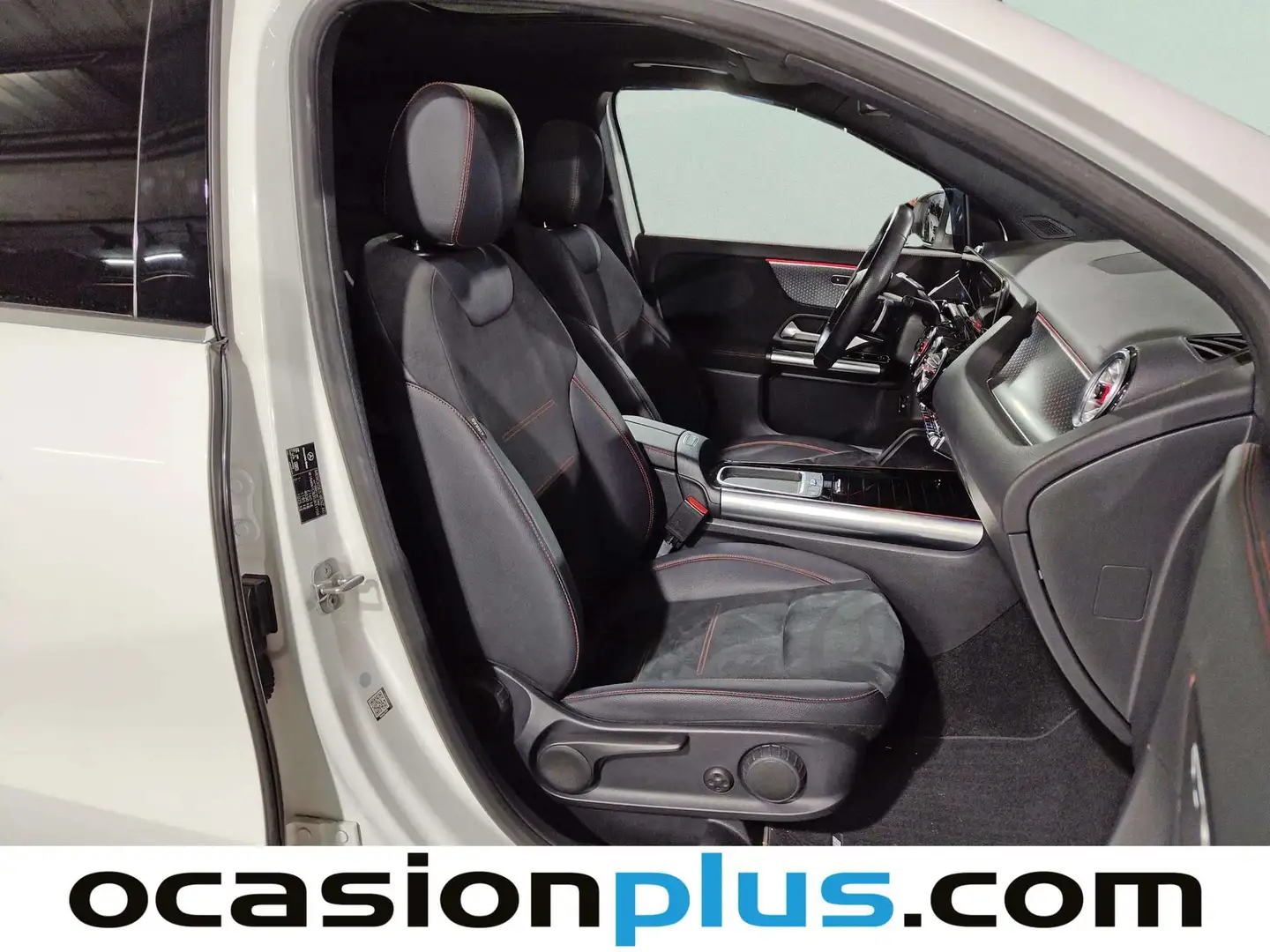 Foto Mercedes GLA Mercedes-Benz GLA 200 D (150 CV) Pack AMG