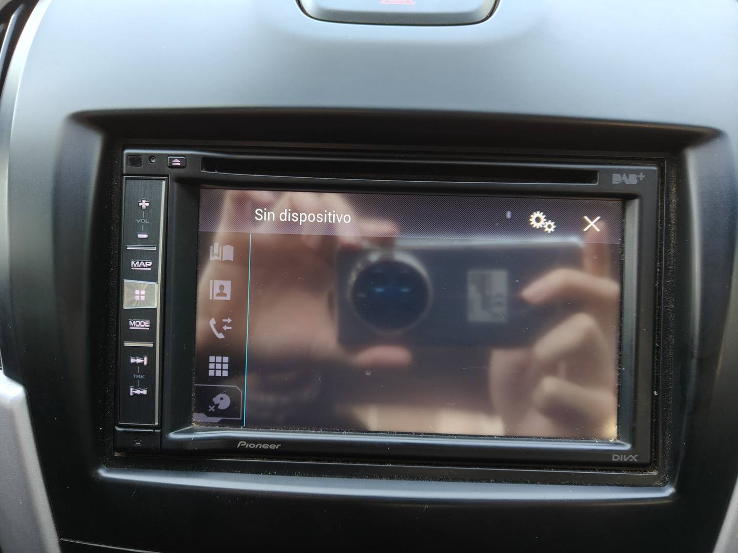 Foto Isuzu D-Max Isuzu D-Max 1.9 Crew Solar Auto (164 CV)