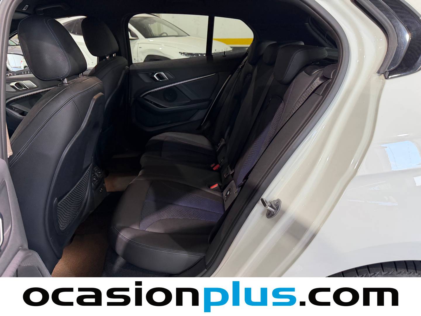 Foto asientos traseros BMW Serie 1 BMW Serie 1 118d (150 CV) Pack M
