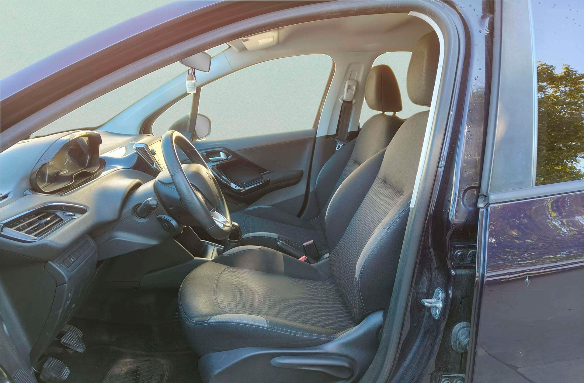 Peugeot 208 PureTech 82 Active - foto 9