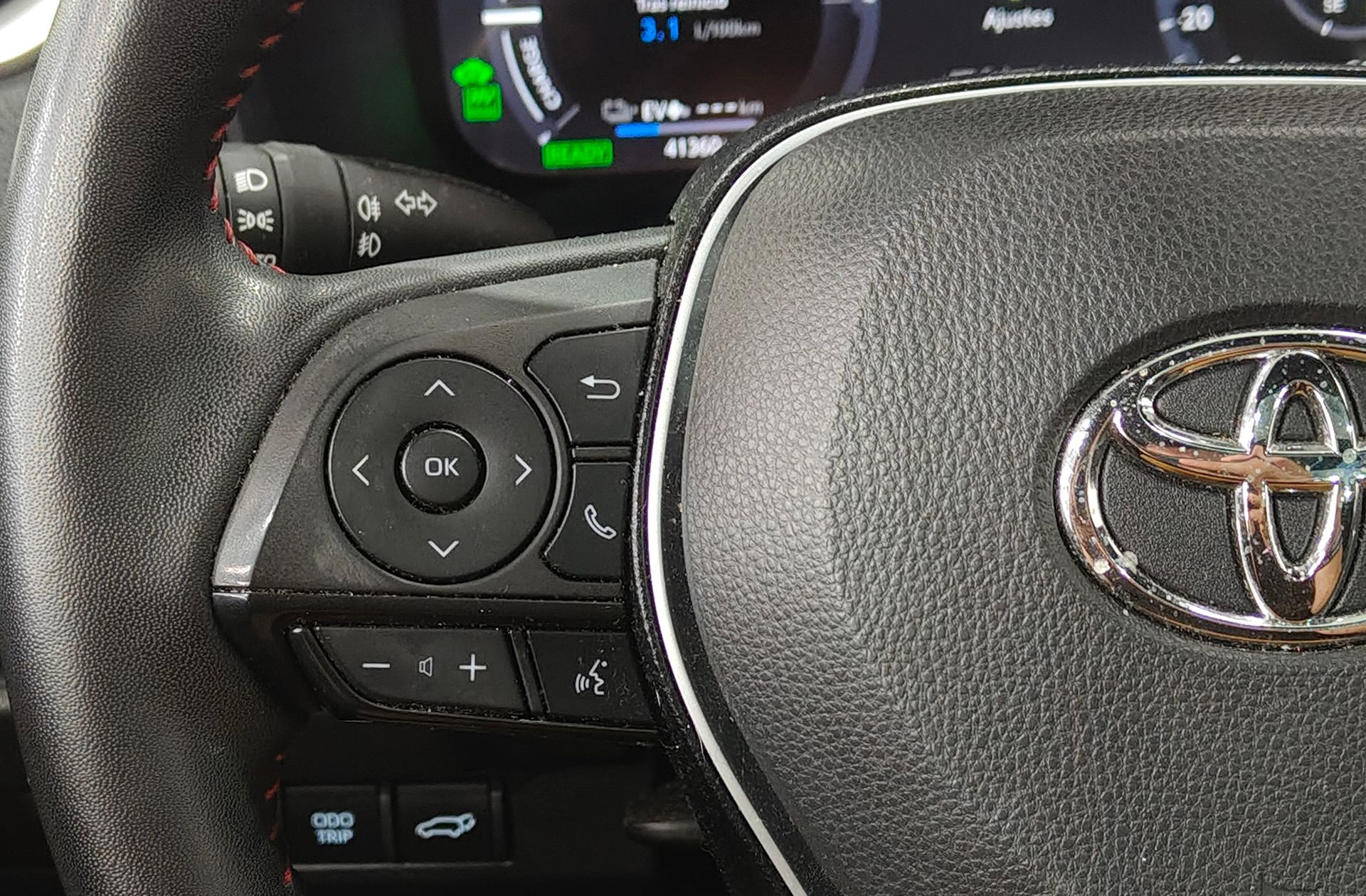 Toyota RAV4 2.5l PLUG-IN 300PH Style Plus e-CVT - foto 32