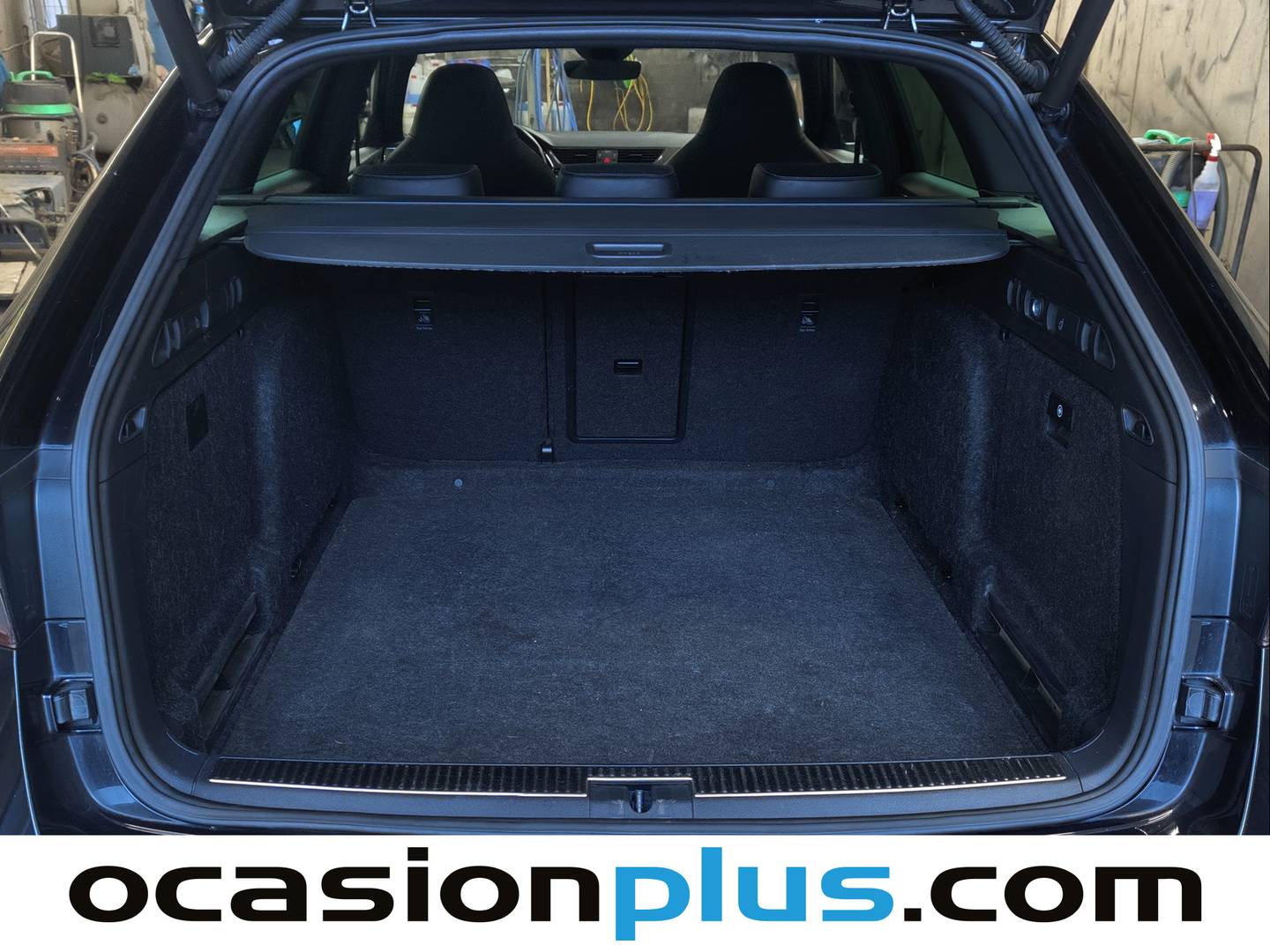 Foto Skoda Superb Skoda Superb Combi 2.0 TSI Sportline 4x4 DSG (272 CV)