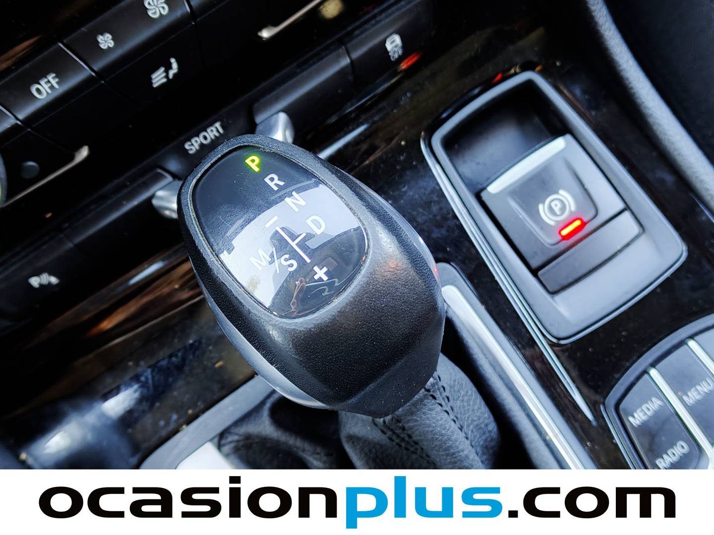 Foto BMW Serie 2 Active Tourer BMW Serie 2 218d Active Tourer (150 CV)