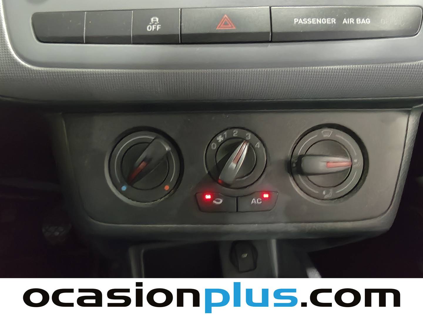 Extras y acabados del Seat Ibiza Seat Ibiza 1.2 12v Reference (70 CV)
