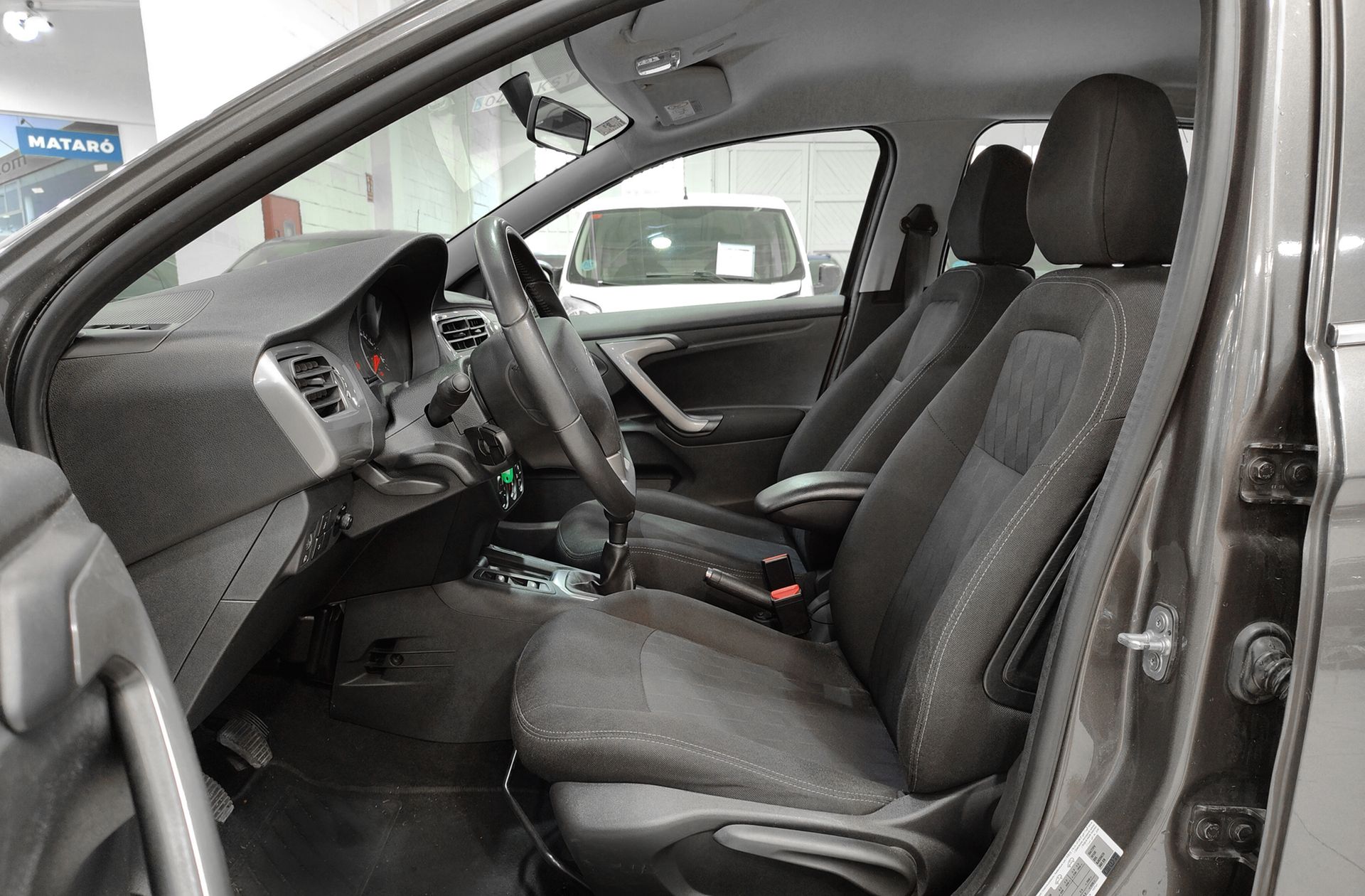 Citroën C-Elysée PureTech 82 Shine - foto 11