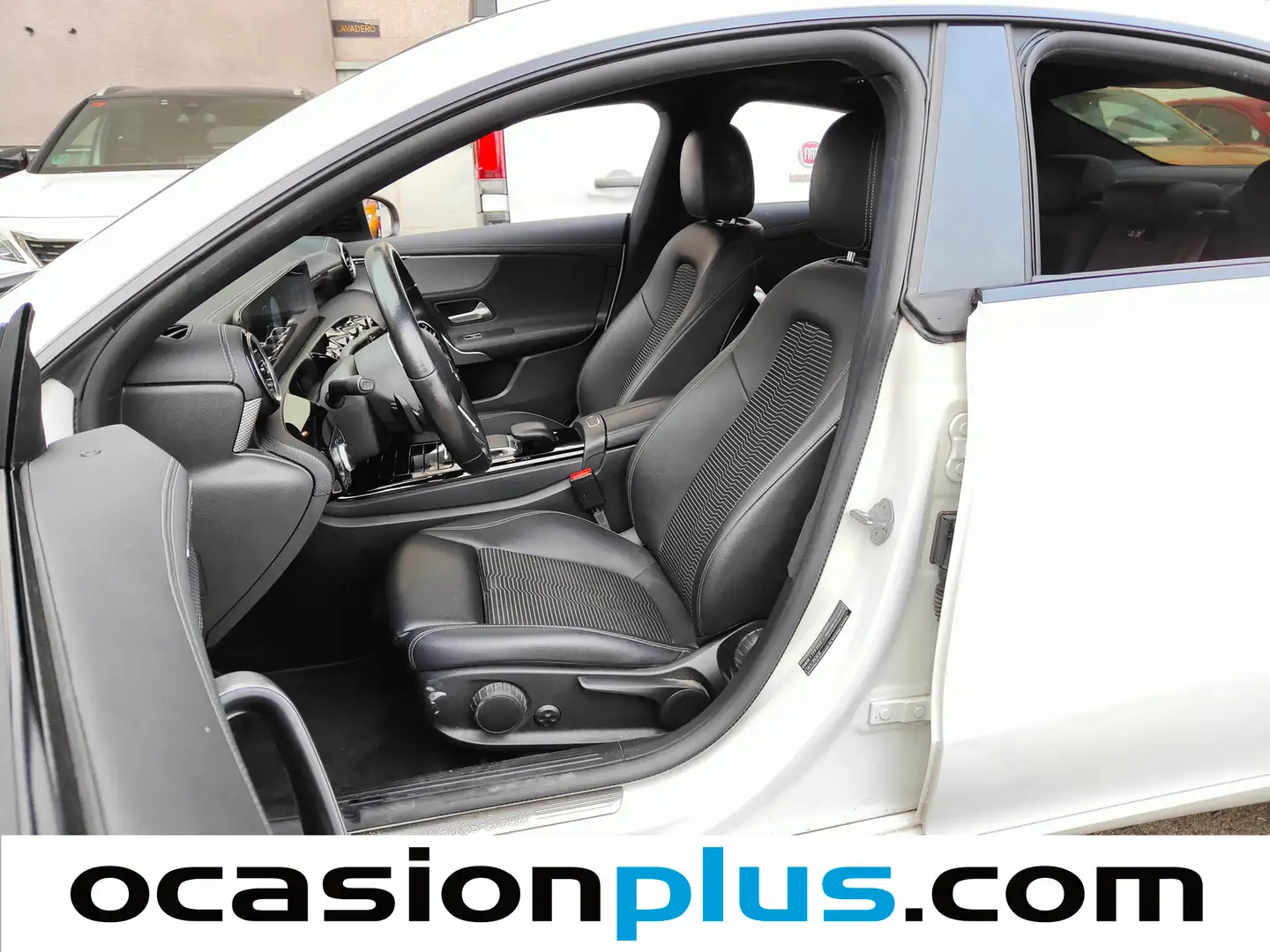 Foto Mercedes CLA Mercedes-Benz CLA CLA 200 d (150 CV) AMG Pack