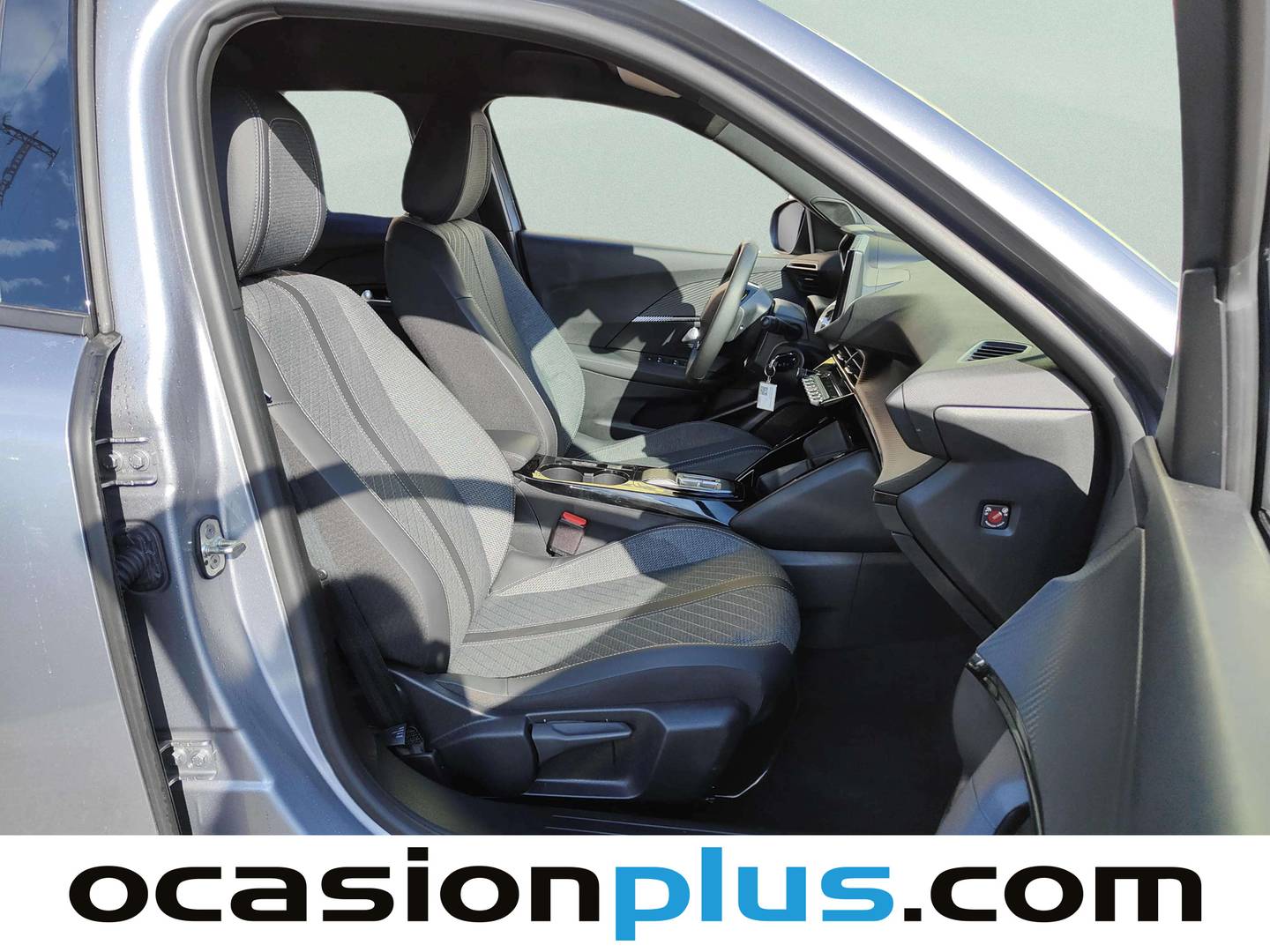Peugeot 2008 Peugeot 2008 Allure Hybrid eDCS6 (145 CV) km 0