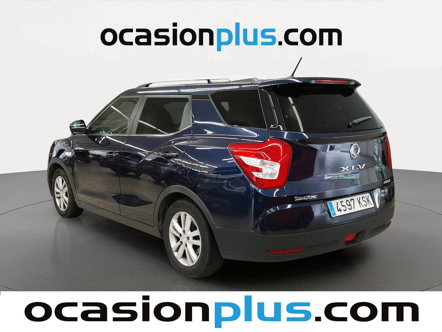 Foto trasera SsangYong XLV SsangYong XLV G16 Premium 4x2 (128 CV) izquierda