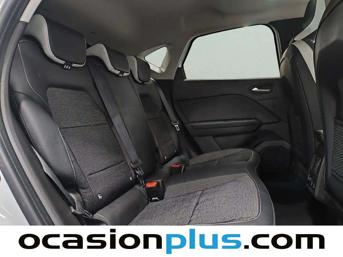 Foto Renault Captur Renault Captur TCe 140 Micro Híbrido Fast Track (140 CV)