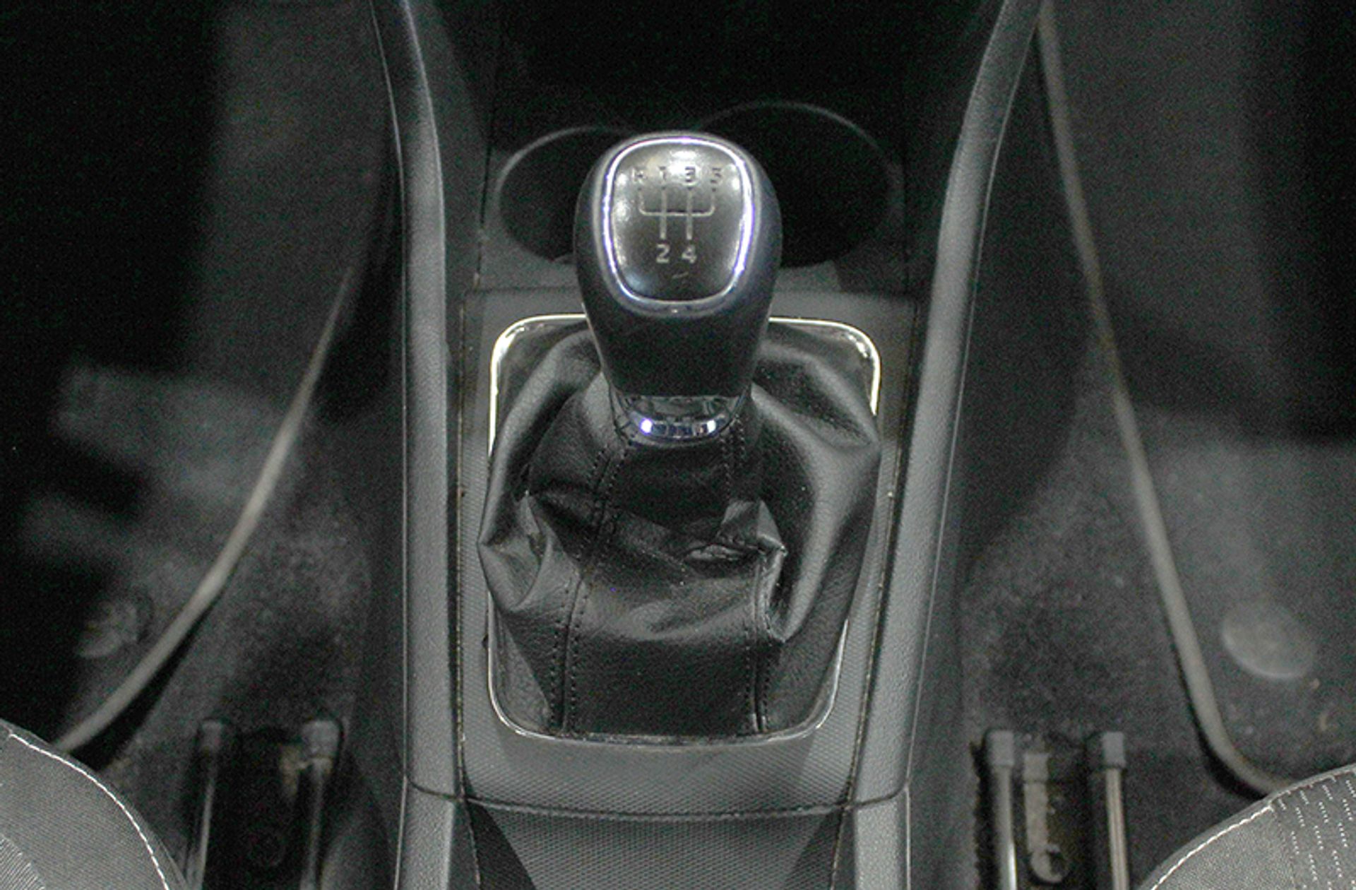 Škoda Rapid Spaceback 1.6 TDI CR Ambition - foto 26