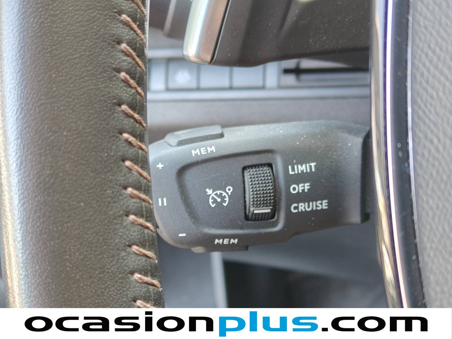 Peugeot 5008 Hybrid Peugeot 5008 Hybrid 1.2 Allure Pack eDCS6 (136 CV) 136cv