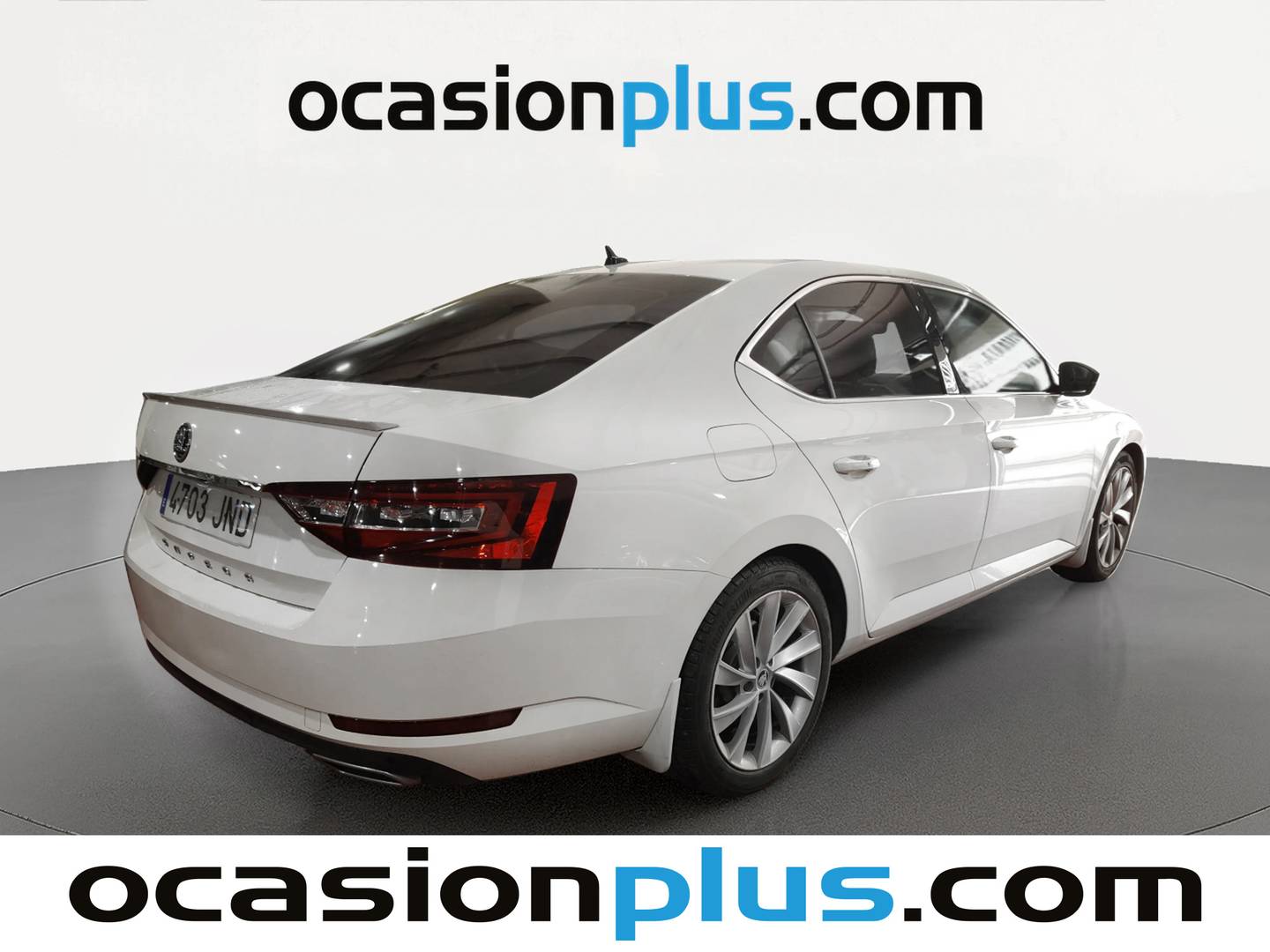 Foto trasera Skoda Superb Skoda Superb 2.0 TDI Style (150 CV) derecha