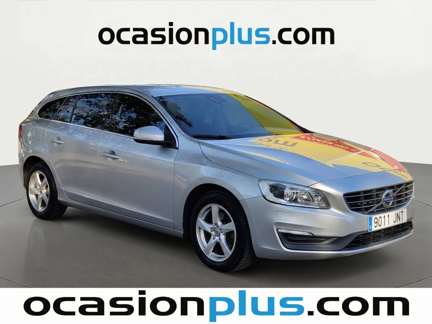 Foto delantera Volvo V60 Volvo V60 D2 Momentum Auto (120 CV) derecha