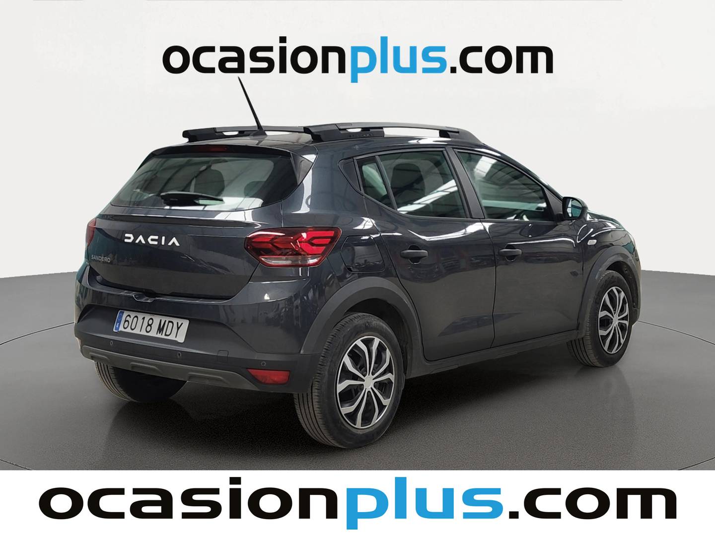 Foto trasera Dacia Sandero Dacia Sandero Stepway Essential TCe (90 CV) derecha