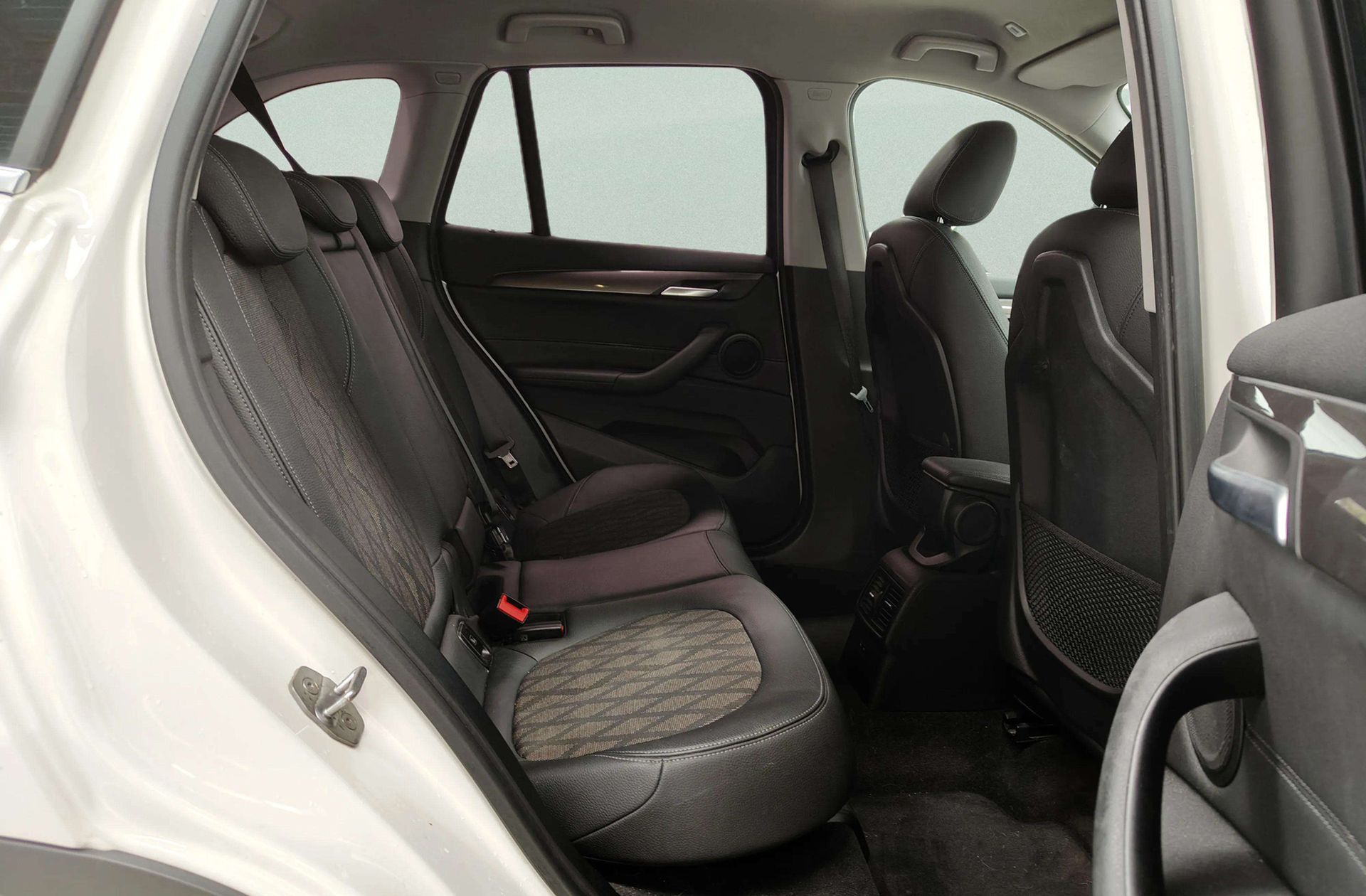 BMW X1 sDrive18i - foto 22