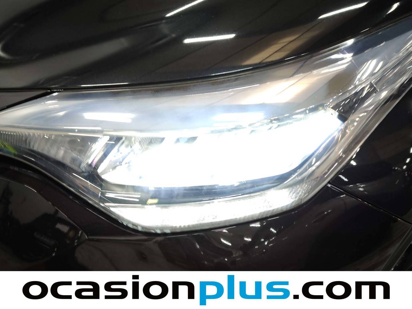 Extras del Toyota C-HR Toyota C-HR 1.8 125H Advance (122 CV)