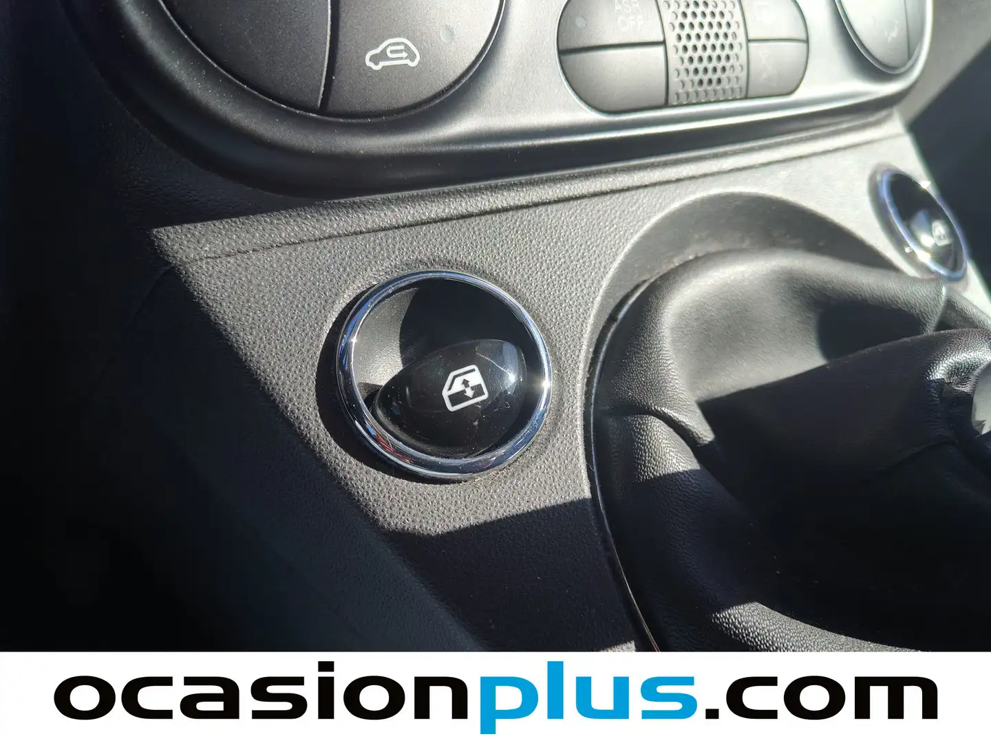 Foto Fiat 500 Fiat 500 1.2 8v Lounge (69 CV)