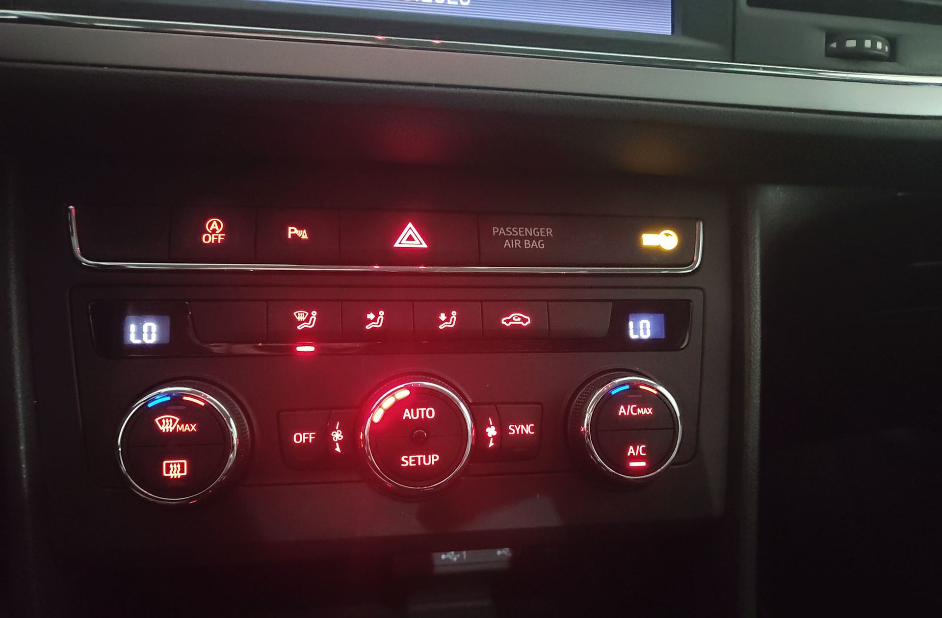 SEAT León 1.6 TDI Style Visio Edition Nav - foto 29