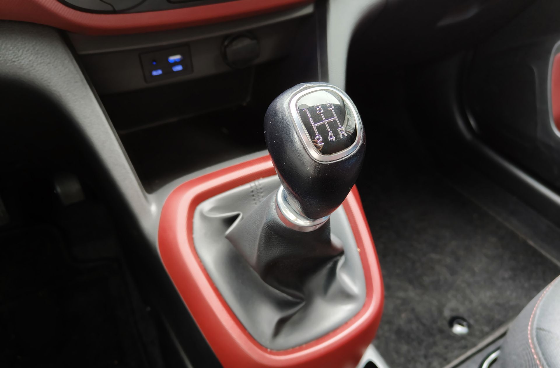 Hyundai i10 1.2 Tecno Edition - foto 5