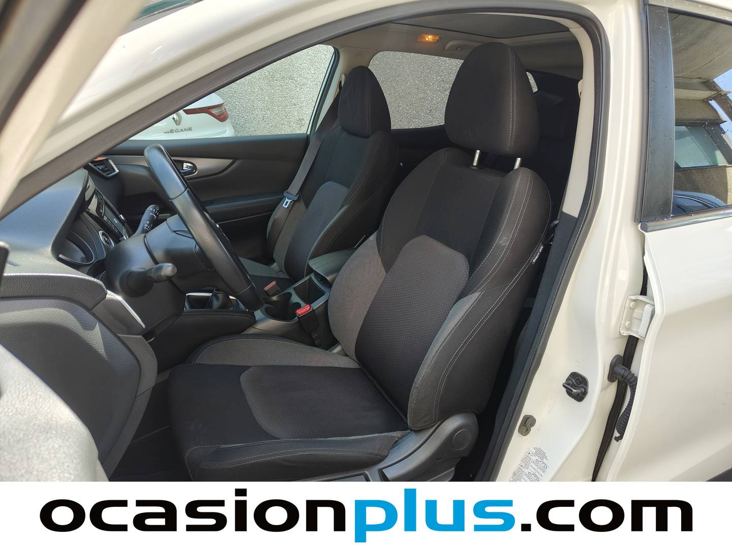 Foto asientos delanteros Nissan QASHQAI Nissan Qashqai DIG-T (140 CV) E6D N-CONNECTA