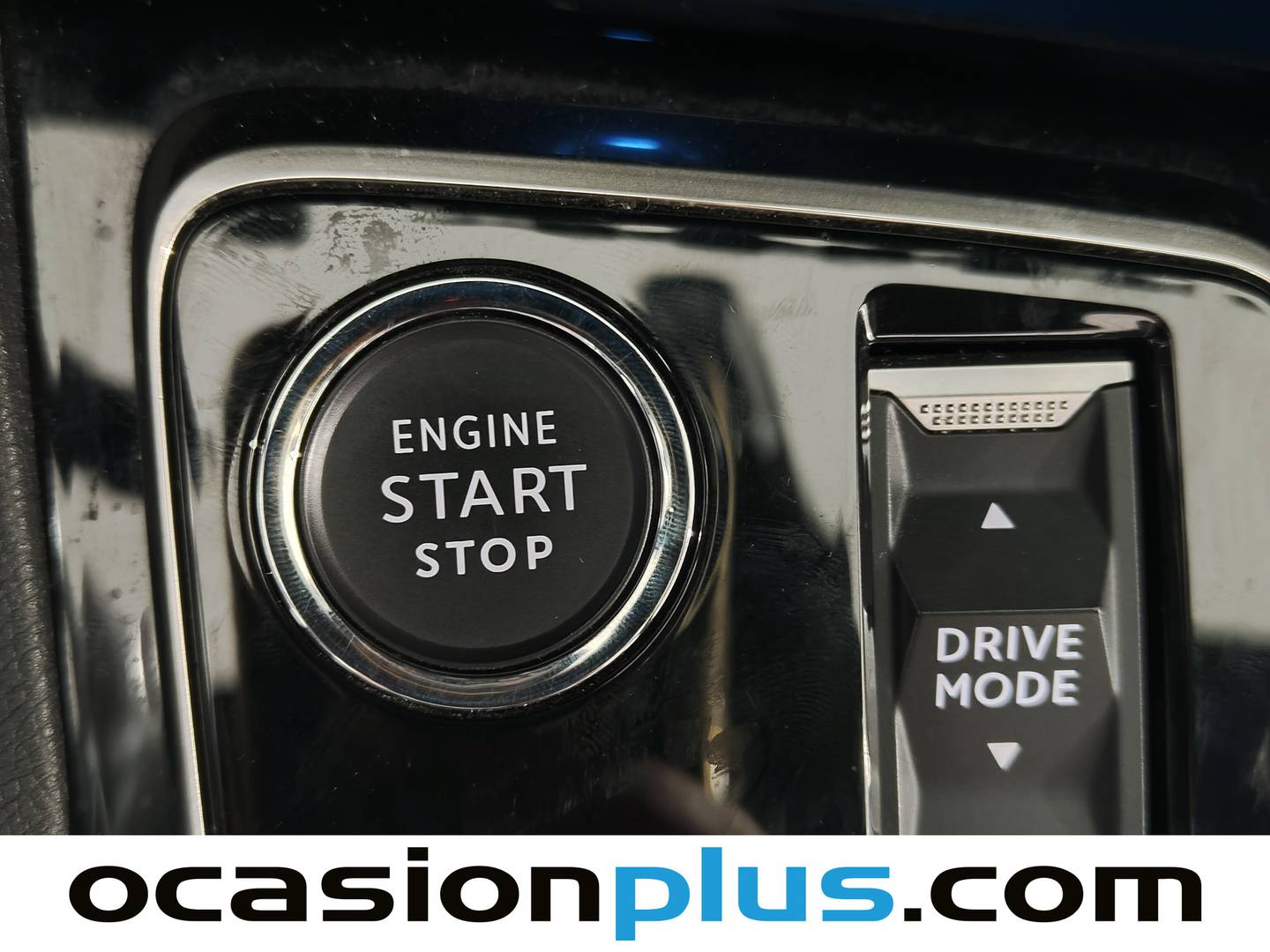 Foto Peugeot 3008 Peugeot 3008 PureTech 130 S&S GT EAT8 (130 CV)