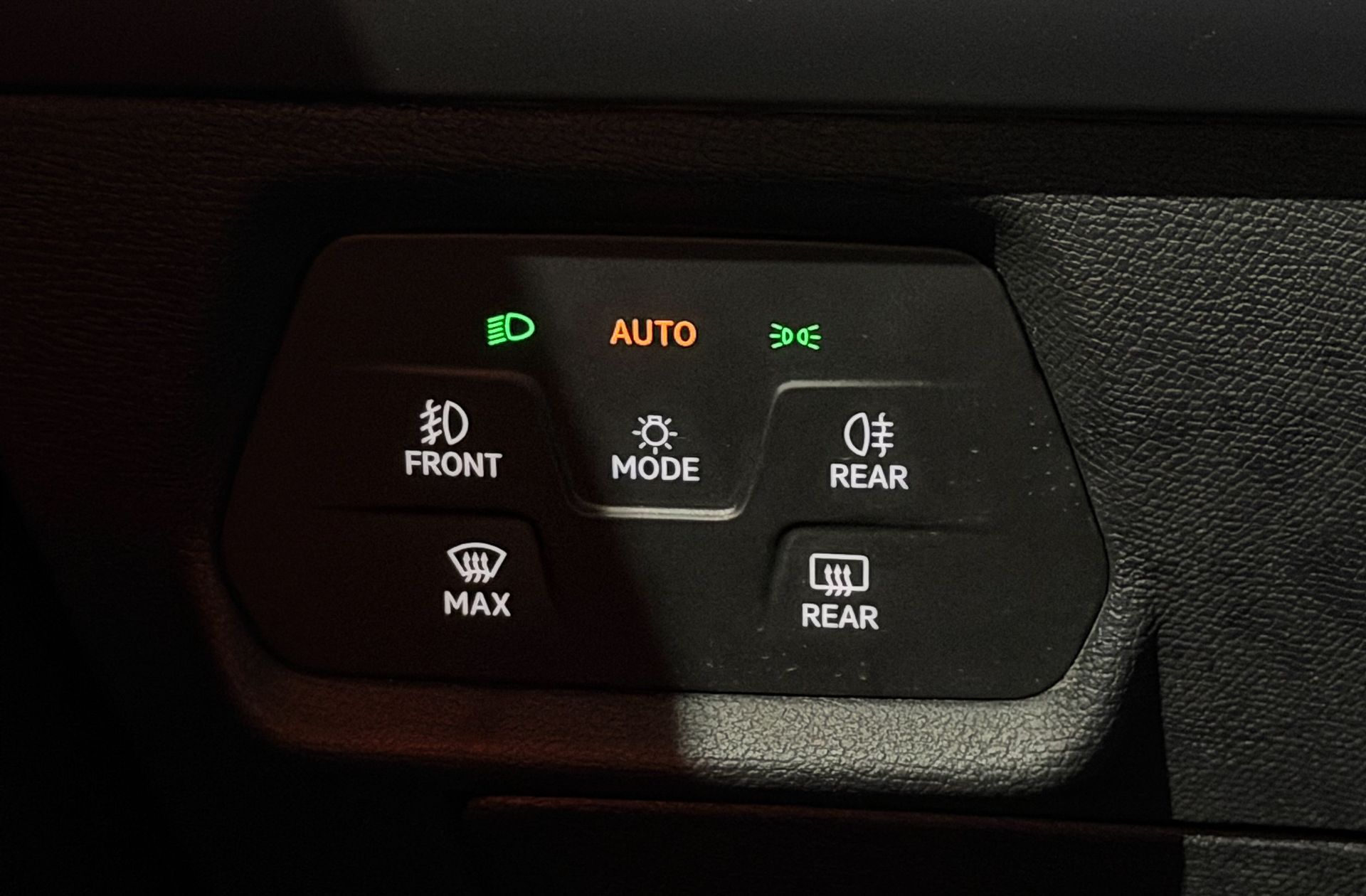 Cupra León 1.5 TSI e-Hybrid DSG - foto 26