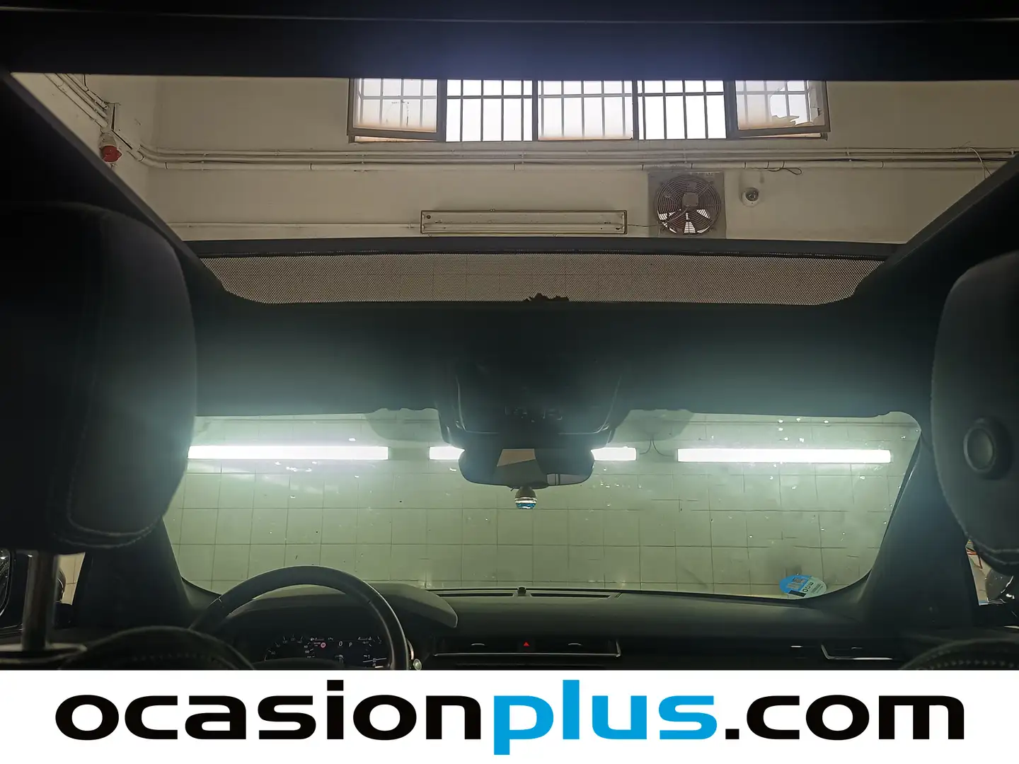 Foto Land Rover Range Rover Velar Land Rover Range Rover Velar 2.0 I4 R-Dynamic S 4WD Auto (204 CV)