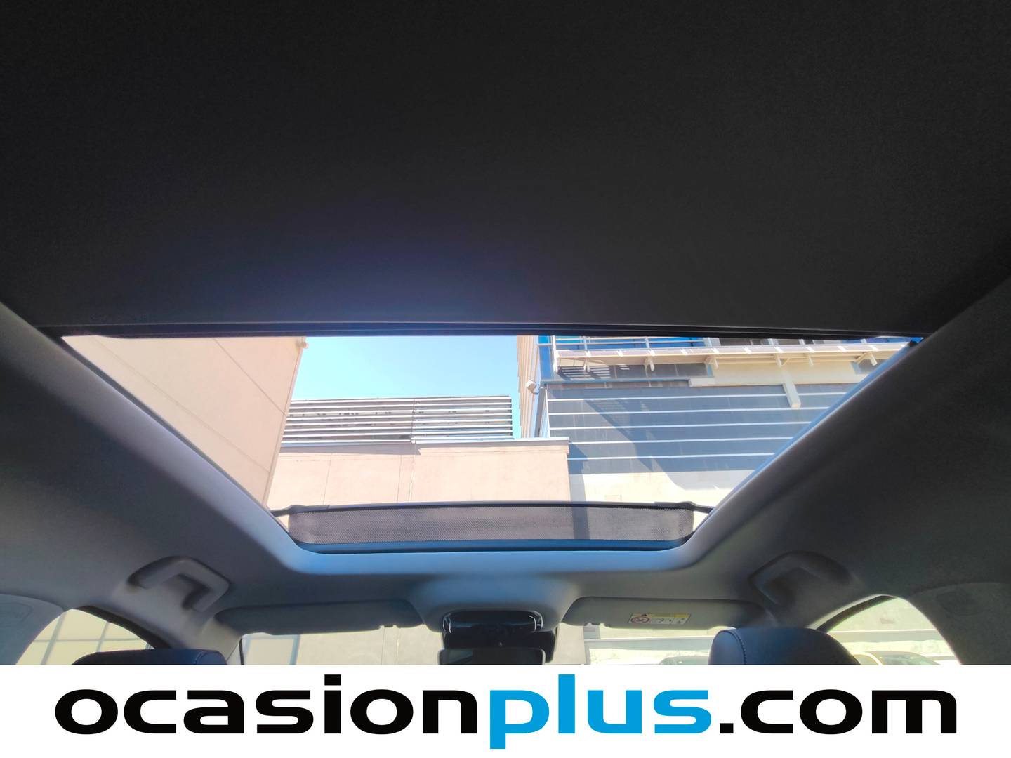 Extras y acabados del EBRO S700 EBRO S700 1.6 TGDI Luxury 7 DCT (147 CV)