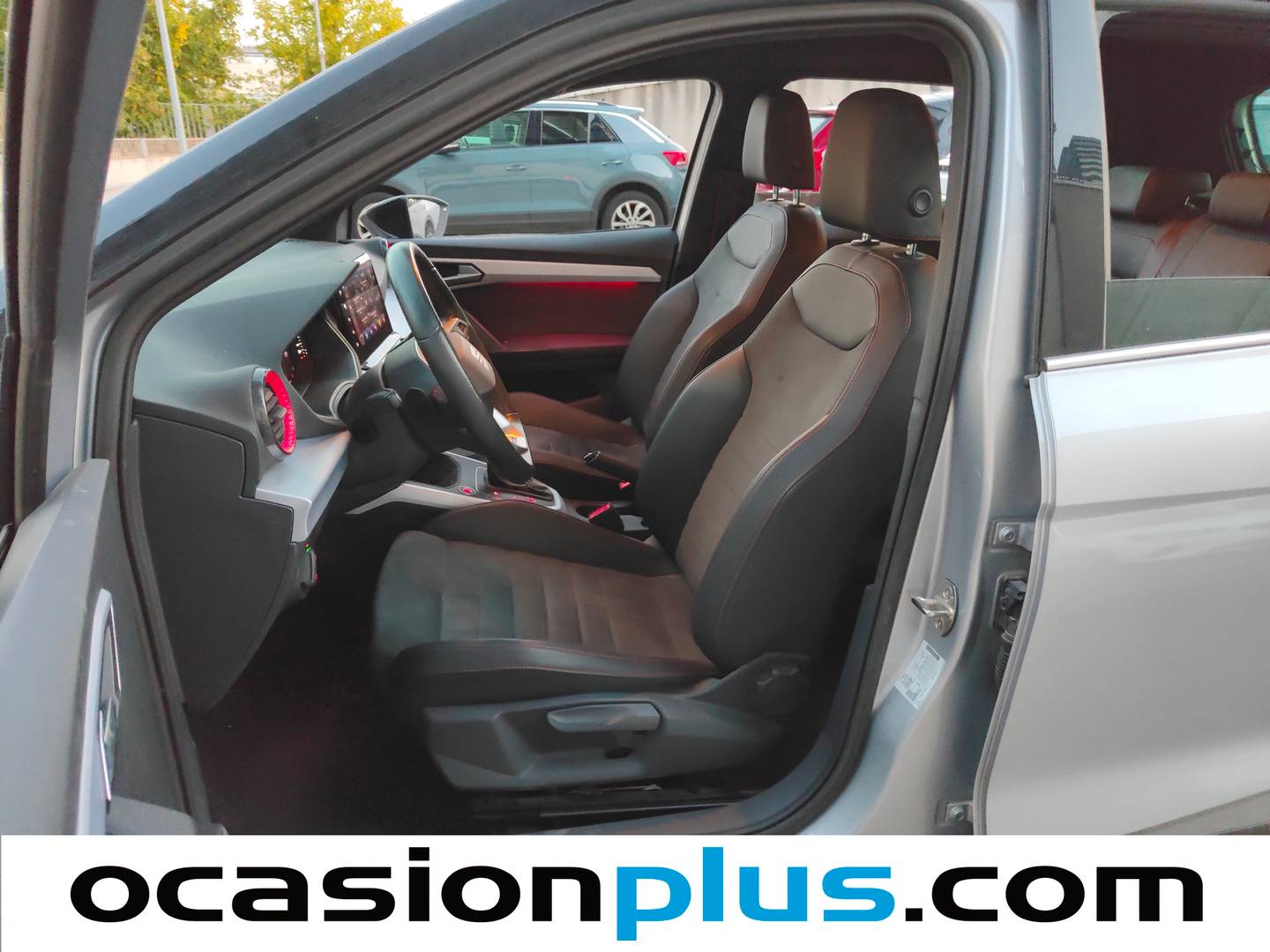 Foto Seat Arona SEAT Arona 1.5 TSI FR XL DSG (150 CV)