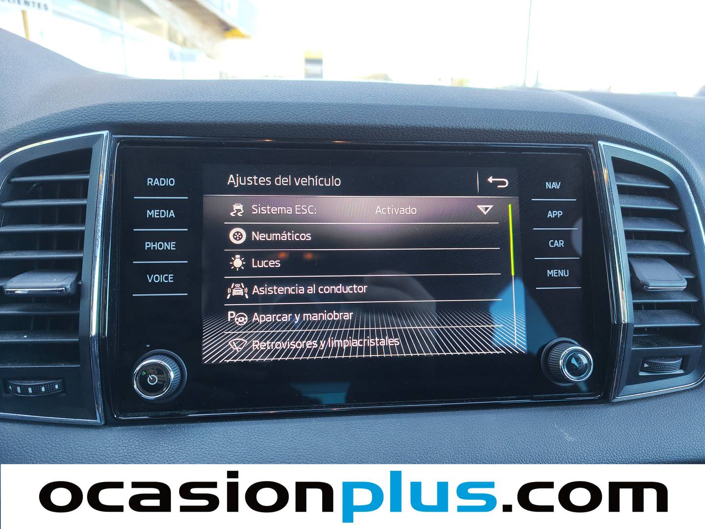 Foto Skoda Karoq Skoda Karoq 2.0 TDI Ambition 4X4 (150 CV)