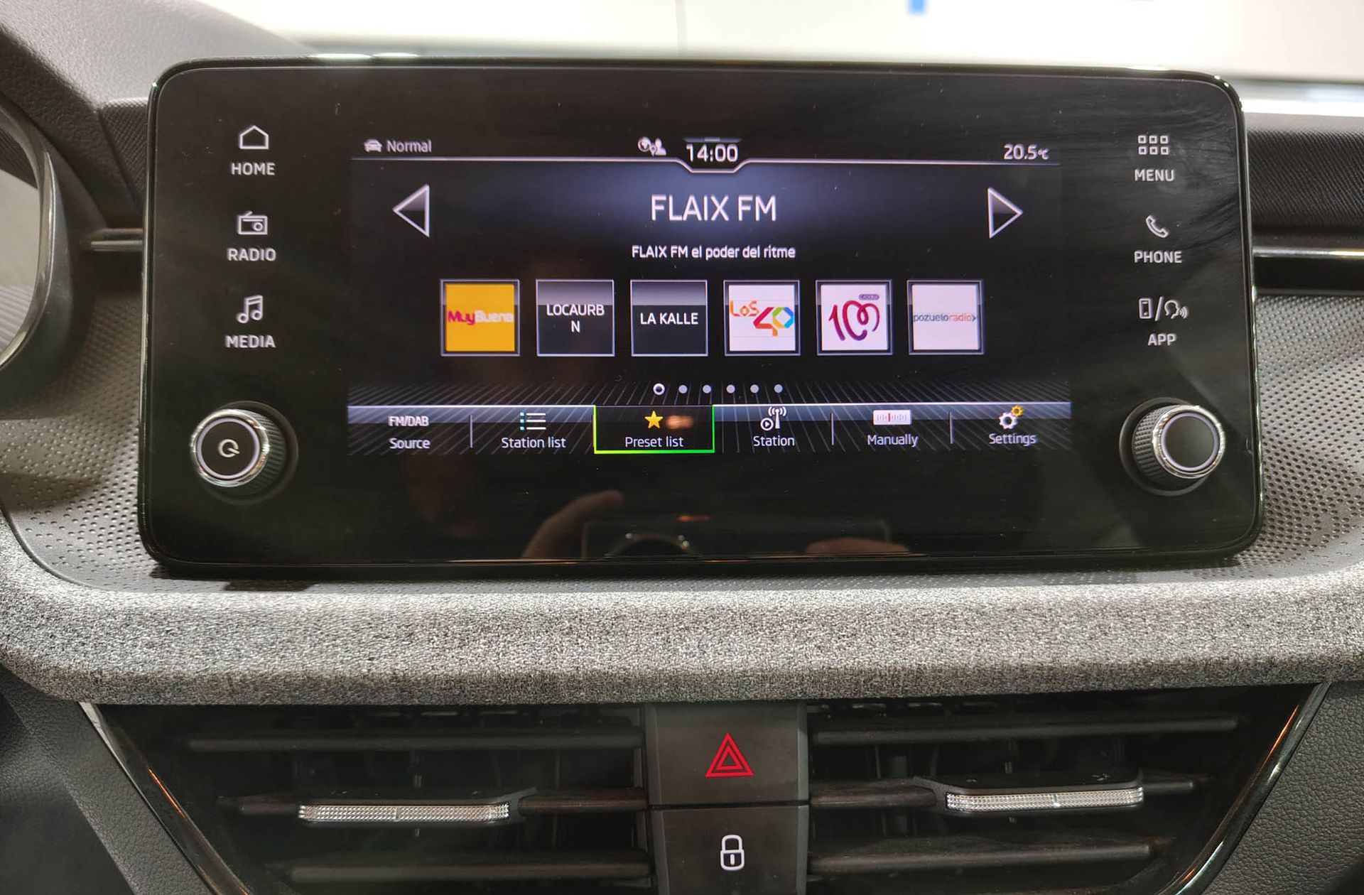 Škoda Scala 1.0 TSI Selection - foto 32