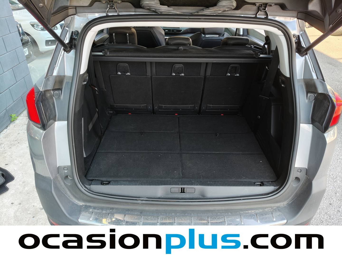 Foto asientos delanteros Peugeot 5008 Peugeot 5008 BlueHDi 130 S&S Allure 7 Plazas (130 CV)