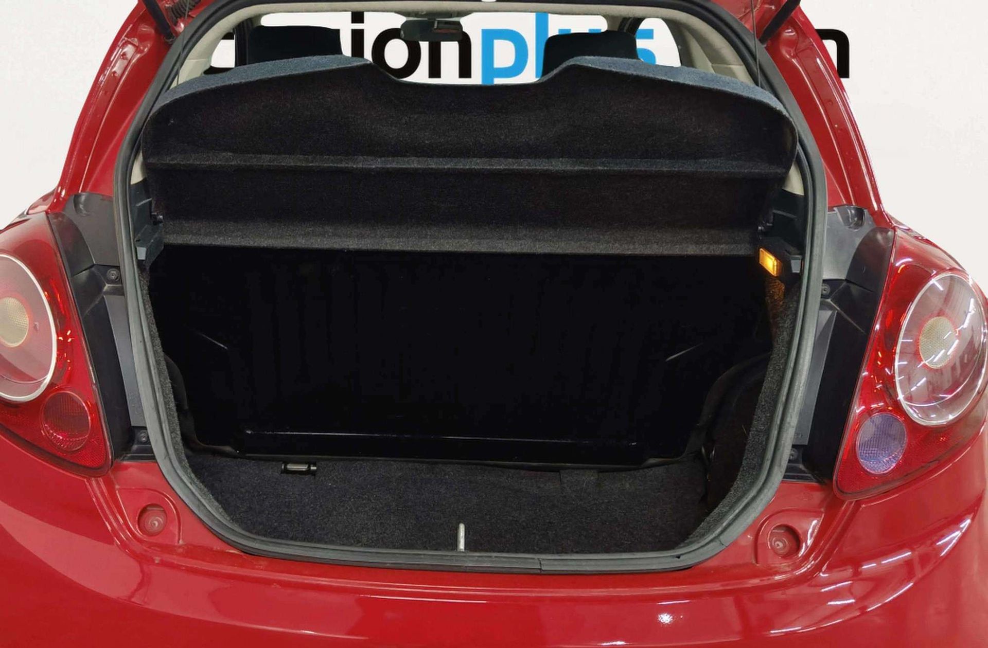 Ford Ka 1.2 Duratec Trend+ - foto 12
