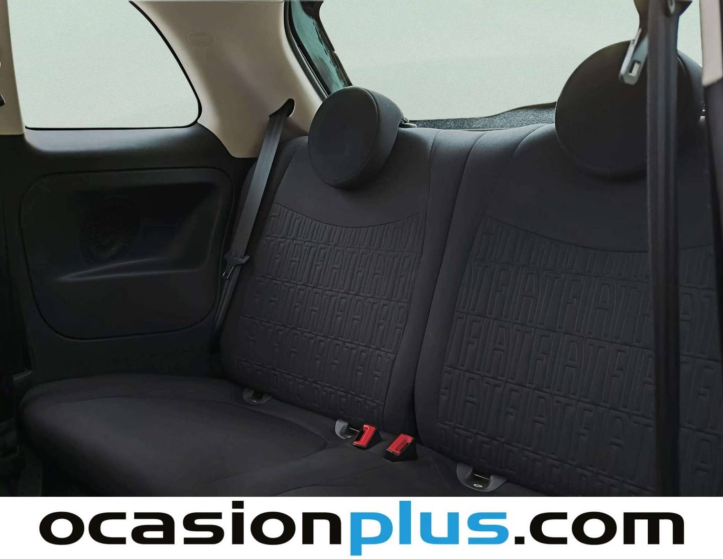 Foto asientos traseros Fiat 500 Fiat 500 1.0 Hybrid Dolcevita (70 CV)