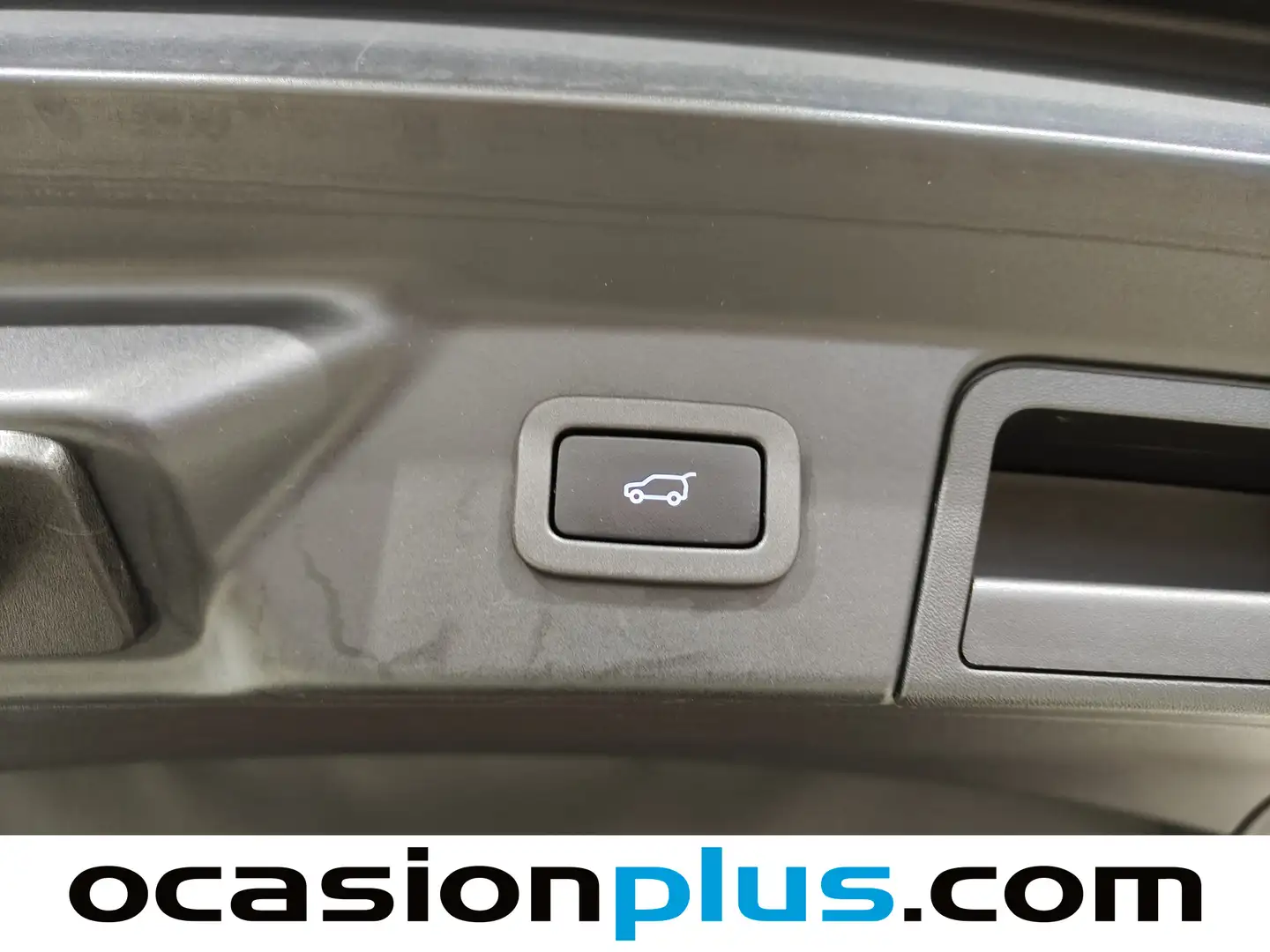 Foto Land Rover Range Rover Velar Land Rover Range Rover Velar P250 R-Dynamic 4WD Auto (250 CV)