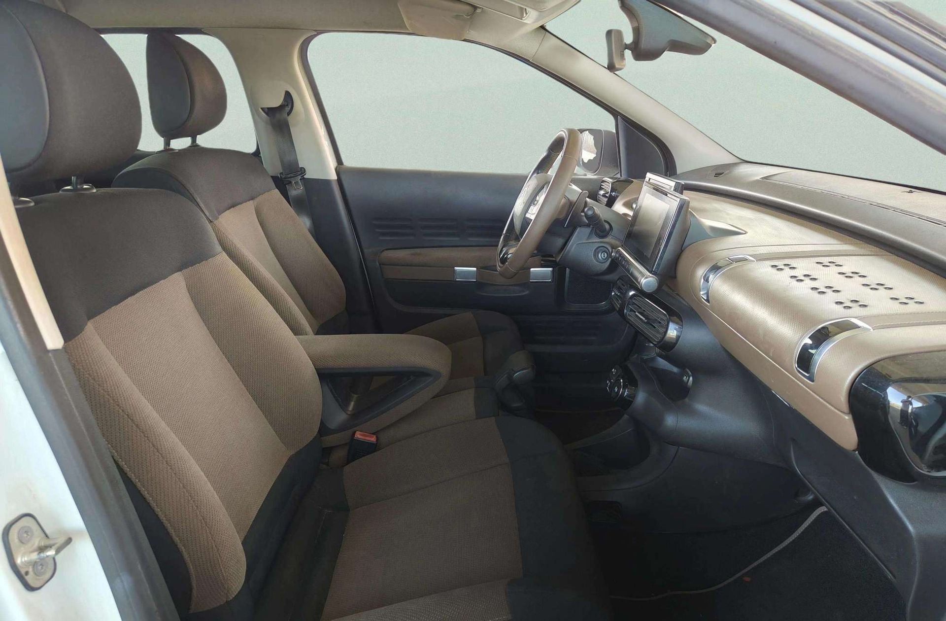 Citroën C4 Cactus e-HDI 92 Shine ETG6 - foto 18