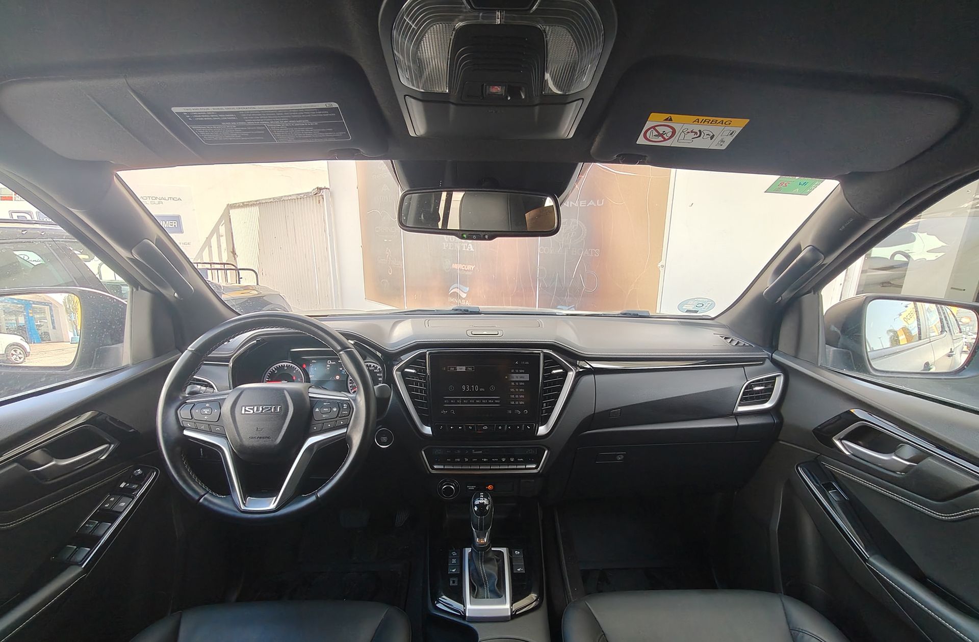 Isuzu D-Max 1.9 Crew N60 BB 4x4 - foto 6