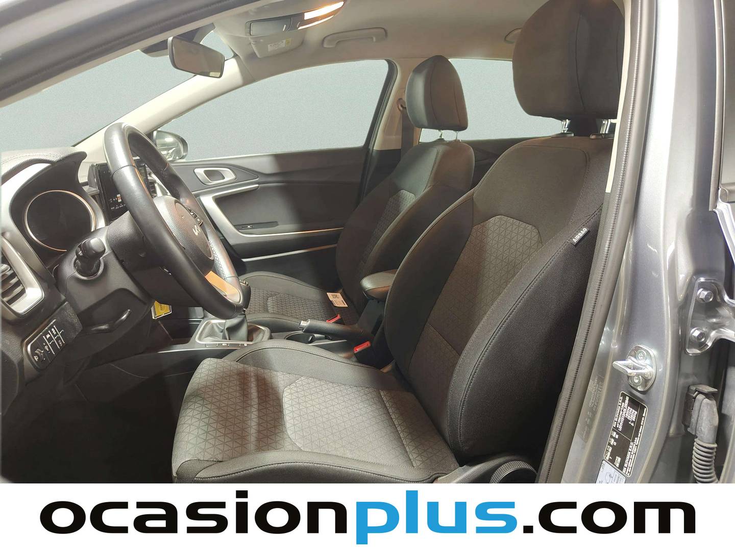 Foto asientos delanteros KIA Ceed KIA Ceed 1.0 T-GDi Concept (100 CV)