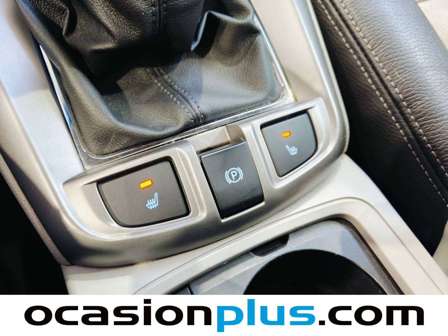 Equipamiento del Chevrolet Captiva Chevrolet Captiva 2.2 VCDI 16V LTZ AWD (184 CV) 9 Plazas