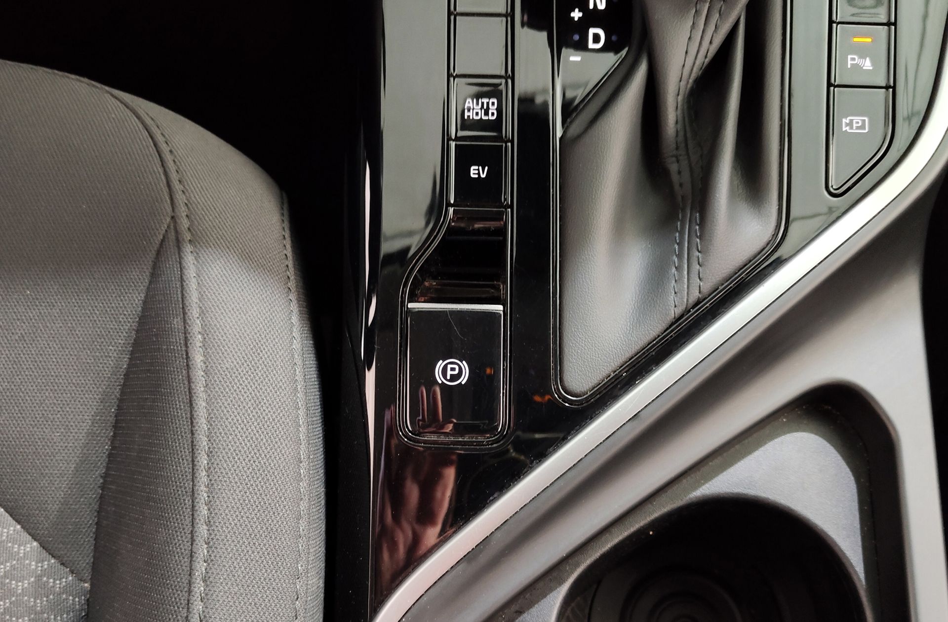 Kia Niro 1.6 GDi PHEV Híbrido Concept - foto 28