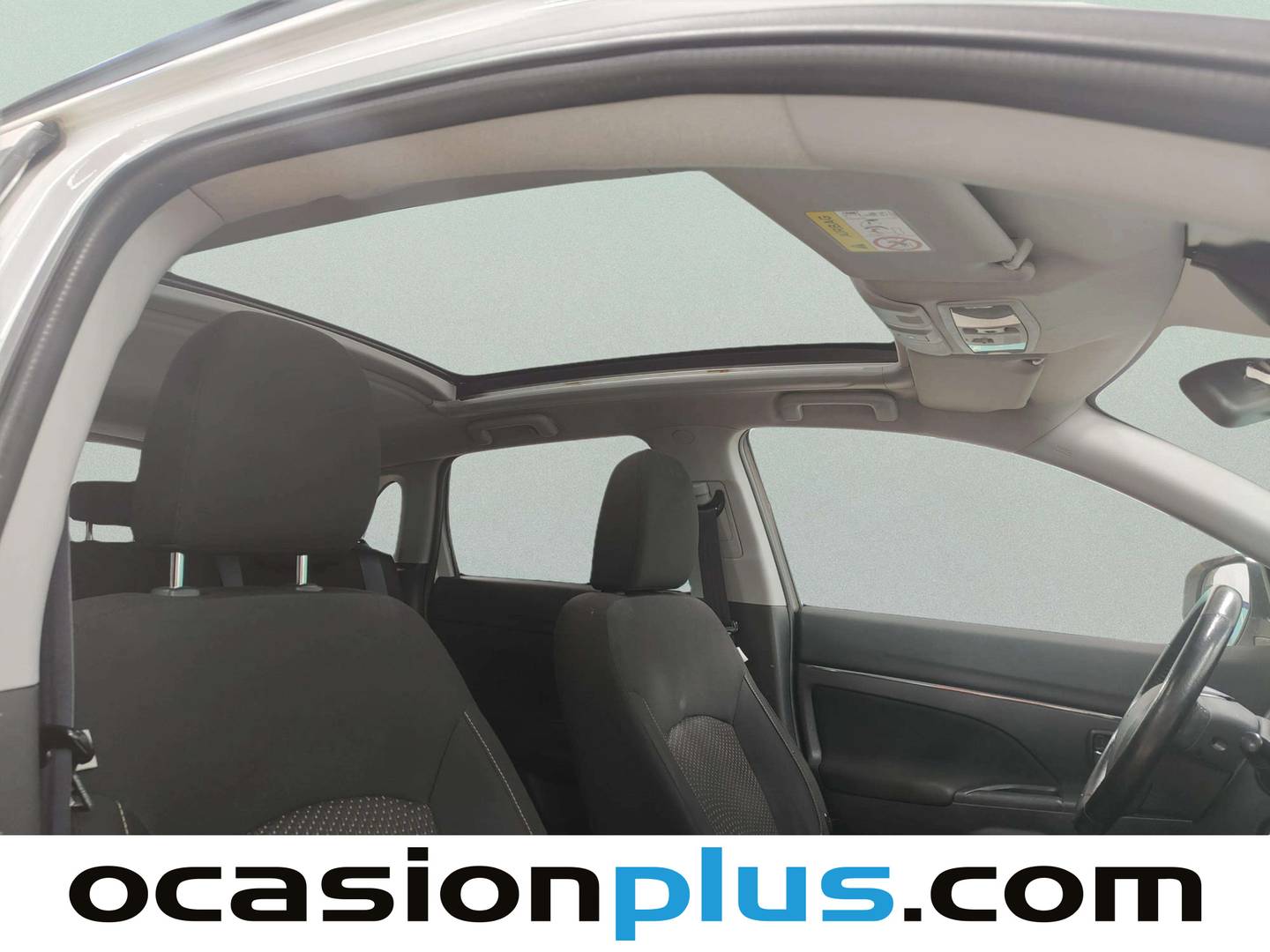 Extras y acabados del Mitsubishi ASX Mitsubishi ASX 180 DI-D Motion (116 CV)