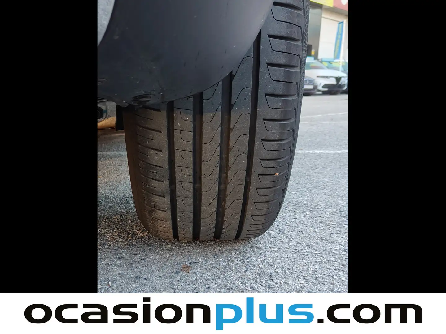 Foto Mercedes GLB Mercedes-Benz GLB 220 D 4Matic (190 CV)