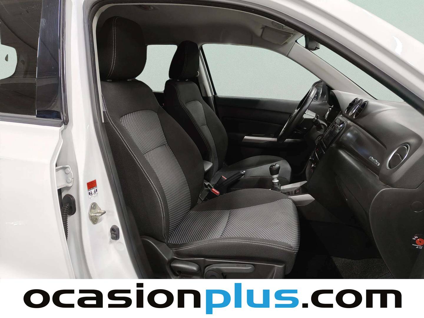 Foto Suzuki Vitara Suzuki Vitara 1.4 Turbo Mild Hybrid GLE 4WD (129 CV)