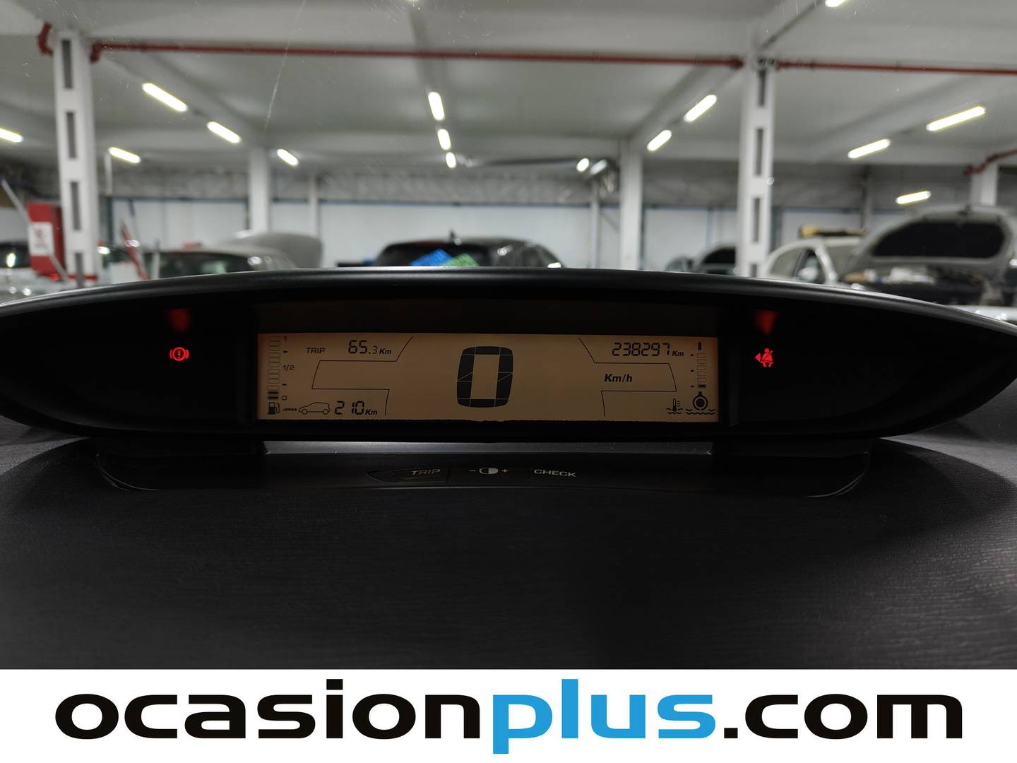 Citroën C4 Sedán Citroen C4 1.6 HDi FP Sedán Collection (110 CV) manual