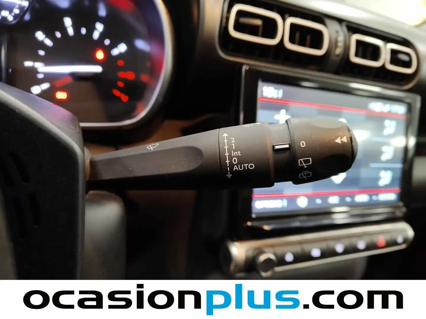 Foto Citroën C3 Aircross Citroen C3 Aircross PureTech 130 Shine Pack EAT6 (131 CV)