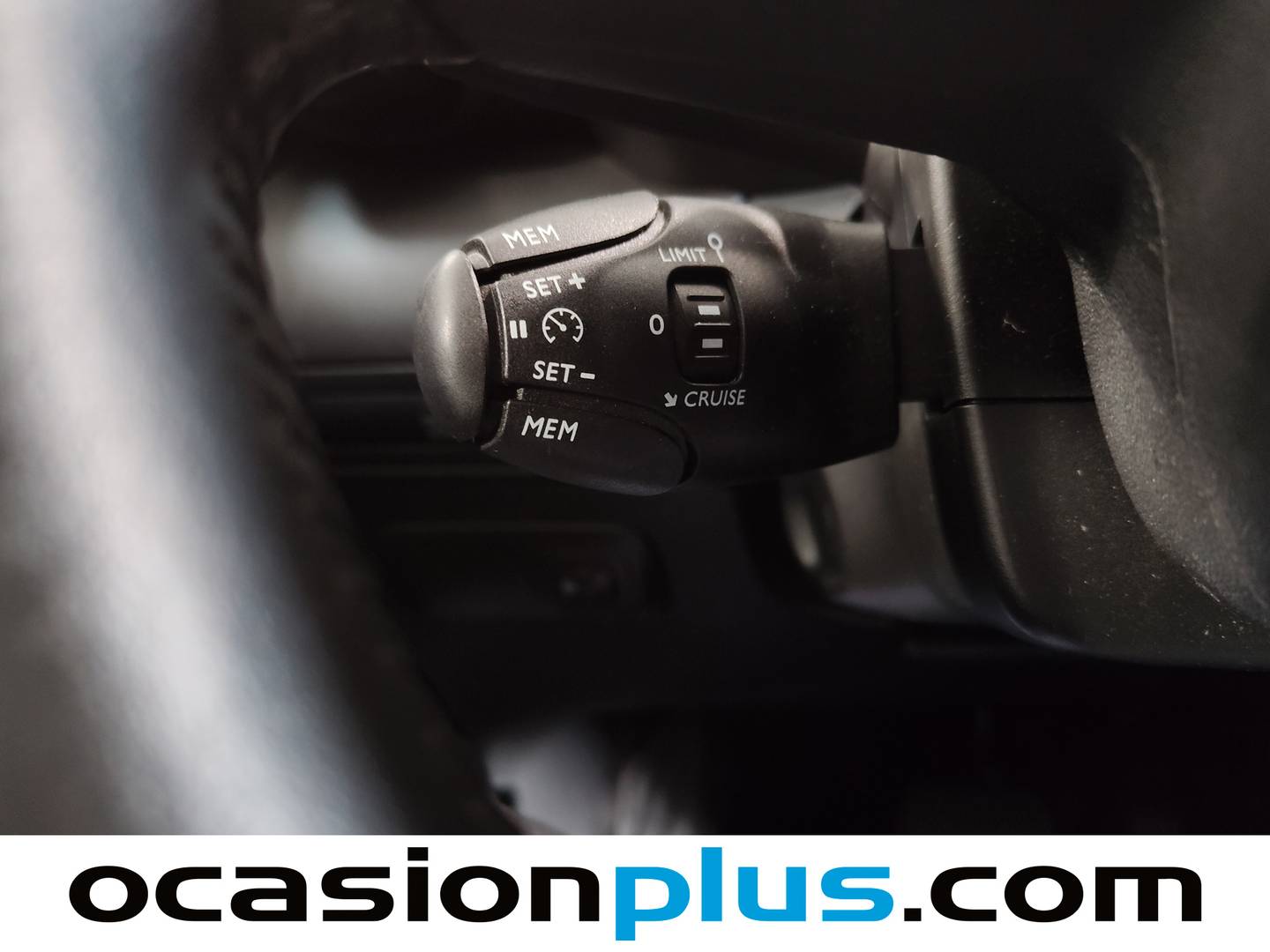 Foto Citroën C3 Aircross Citroen C3 Aircross PureTech 130 Shine Pack EAT6 (131 CV)