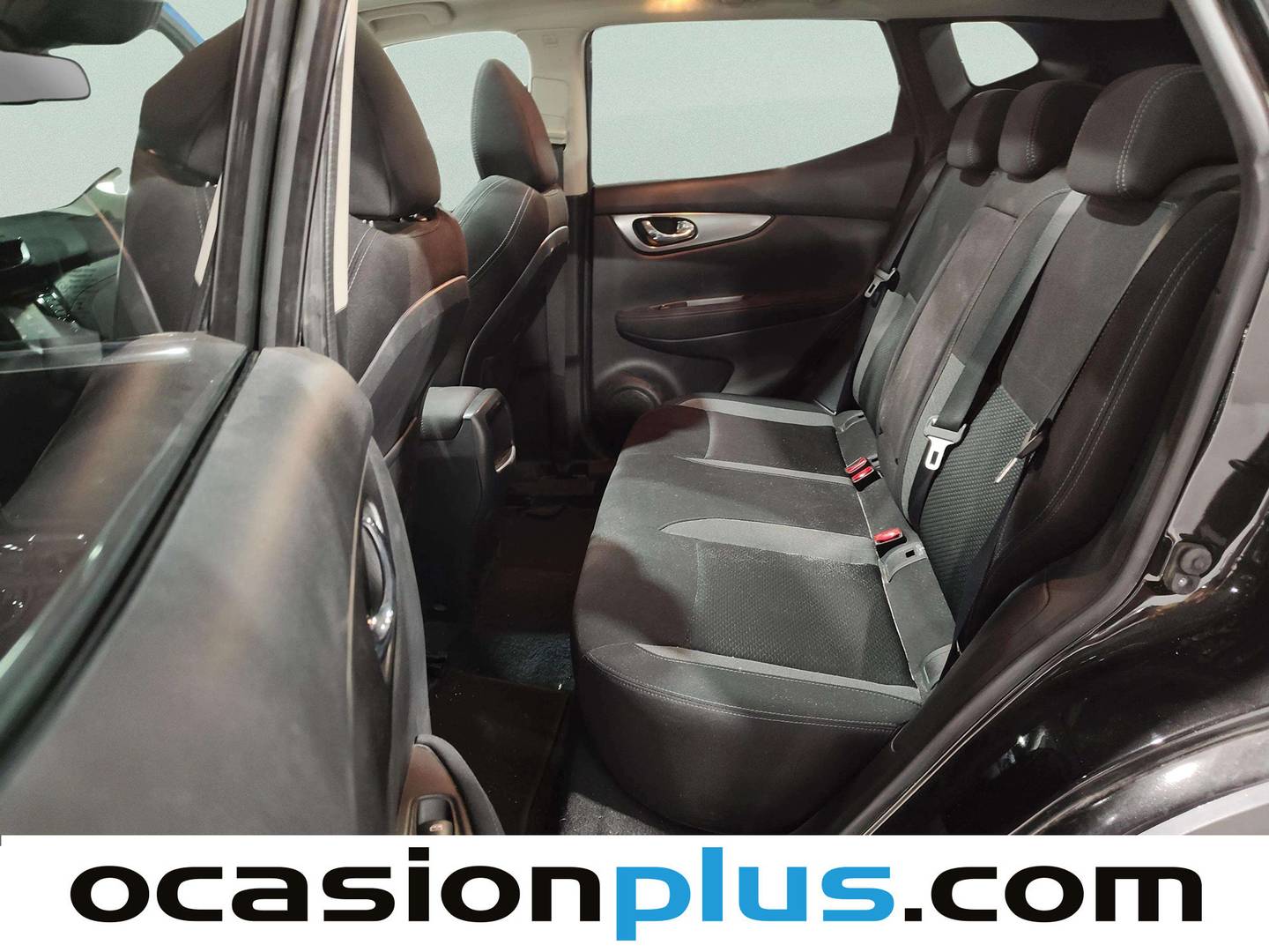 Foto asientos traseros Nissan QASHQAI Nissan Qashqai DIG-T 115 N-Connecta (115 CV)